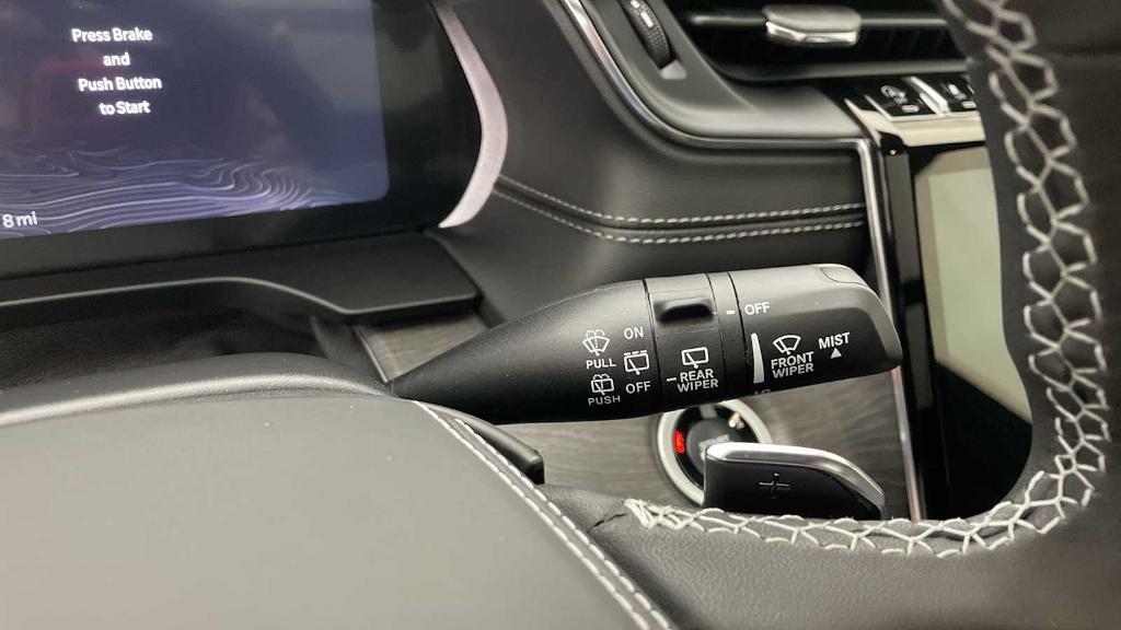 new 2025 Jeep Grand Cherokee L car, priced at $64,265