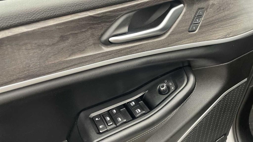 used 2023 Jeep Grand Cherokee 4xe car, priced at $28,985