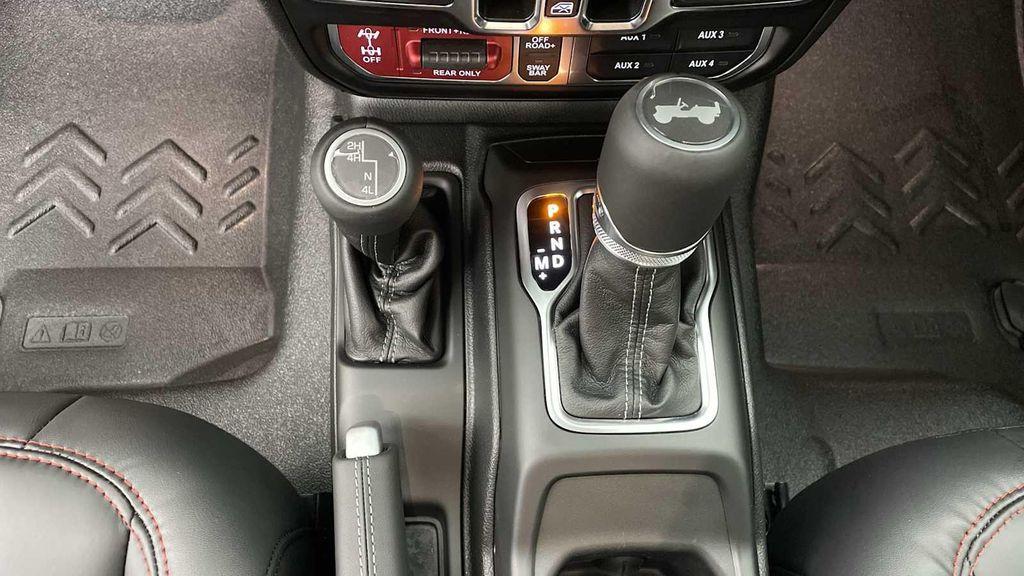new 2025 Jeep Wrangler car, priced at $59,420