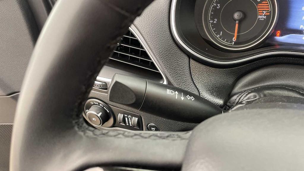 used 2023 Jeep Cherokee car, priced at $23,677