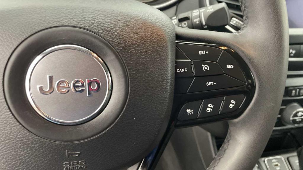 used 2023 Jeep Cherokee car, priced at $23,677