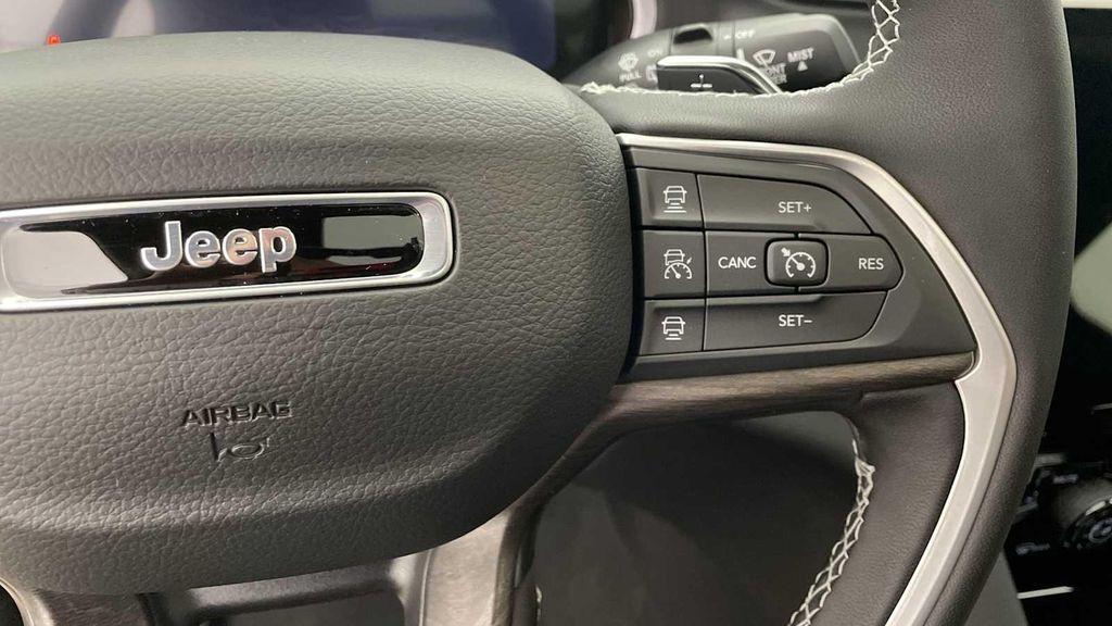 new 2025 Jeep Grand Cherokee car, priced at $49,480