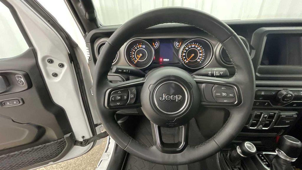 used 2023 Jeep Gladiator car, priced at $31,998