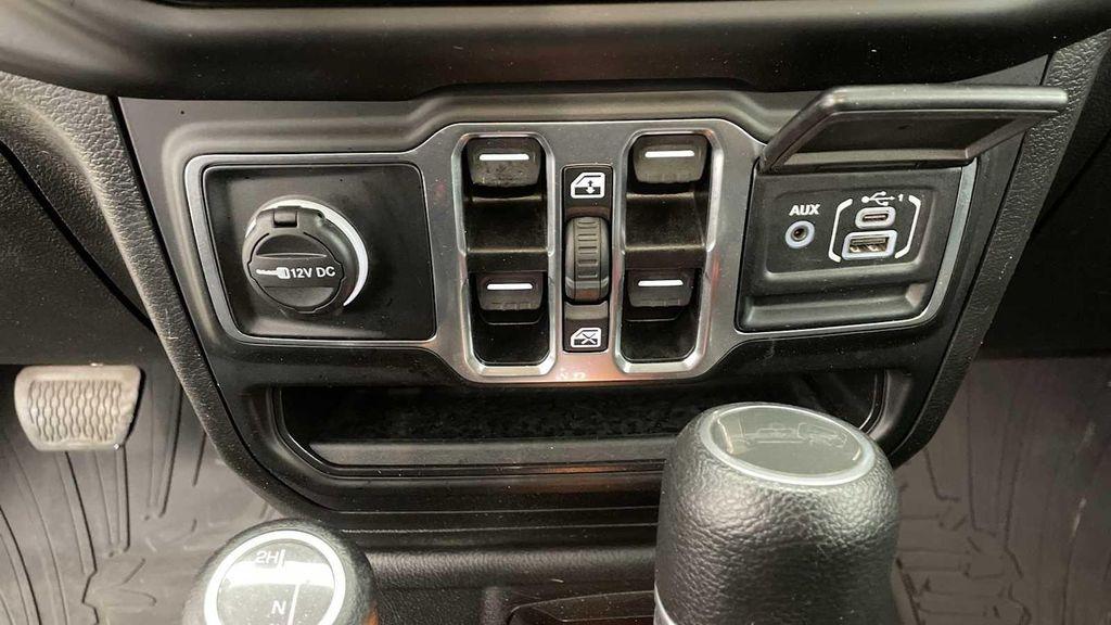 used 2023 Jeep Gladiator car, priced at $31,998