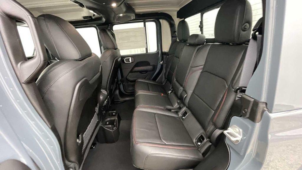 used 2025 Jeep Gladiator car, priced at $45,998