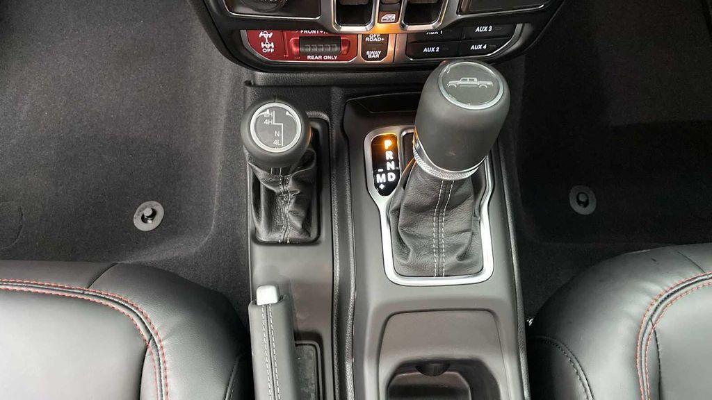 used 2025 Jeep Gladiator car, priced at $45,998