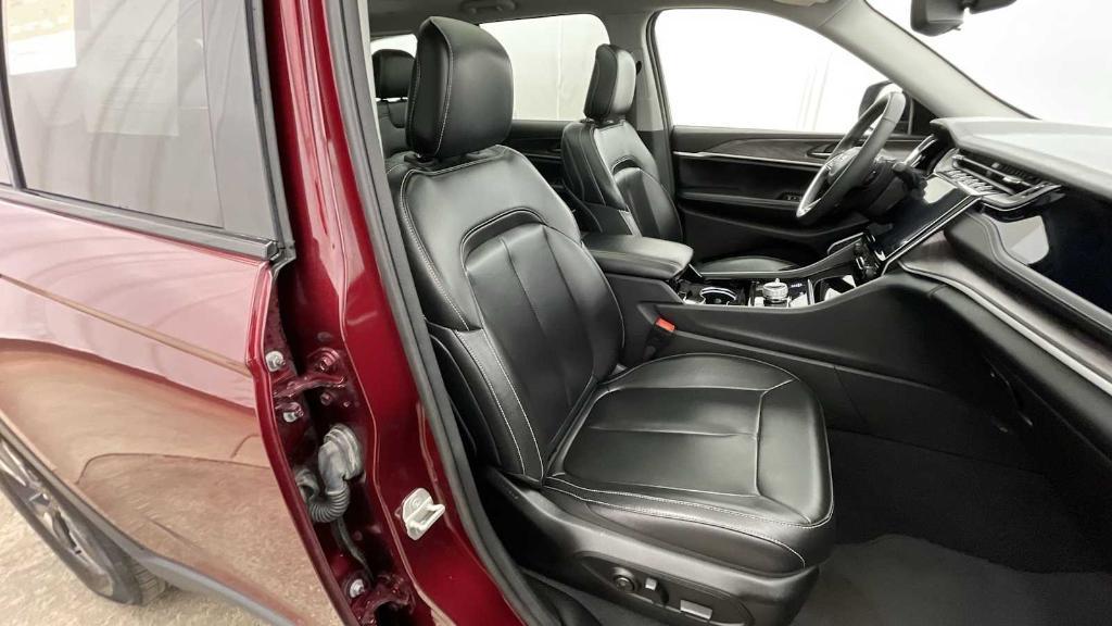used 2023 Jeep Grand Cherokee 4xe car, priced at $29,944