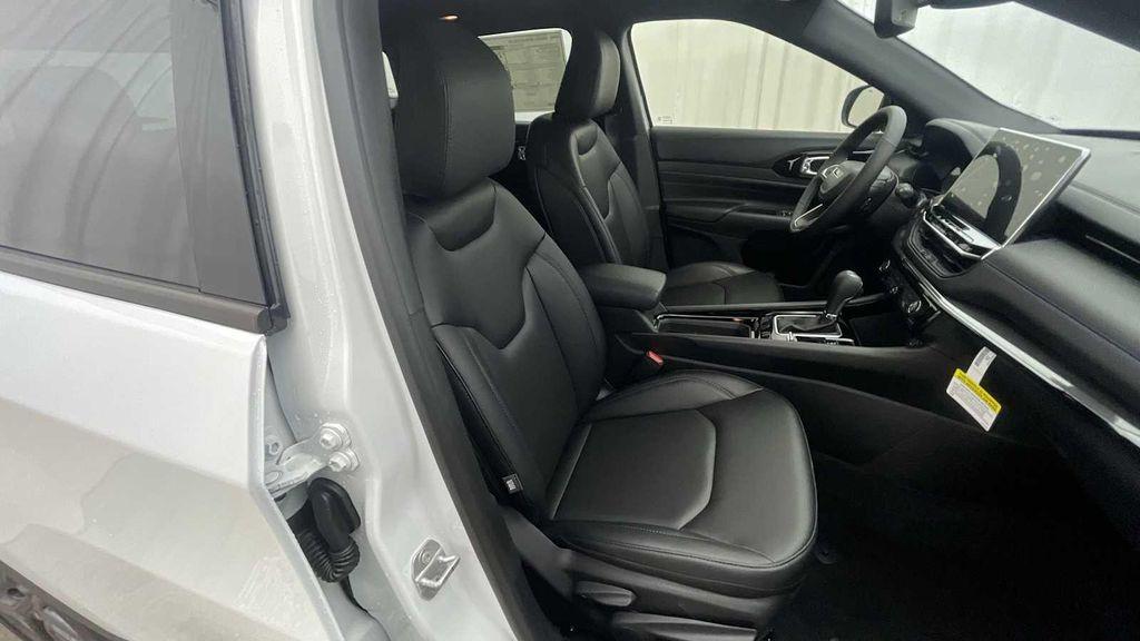 new 2026 Jeep Compass car, priced at $35,525