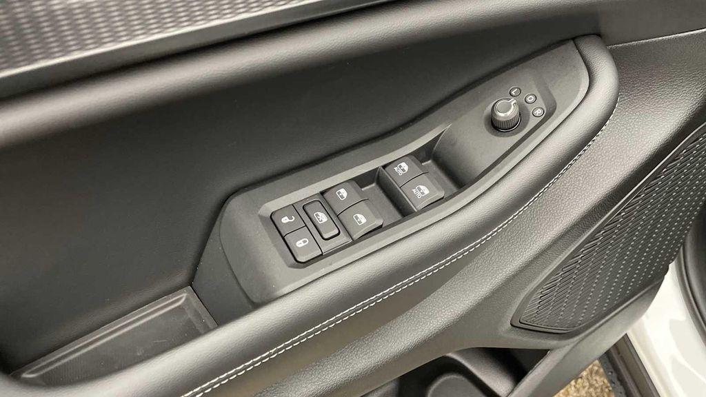 new 2025 Jeep Grand Cherokee L car, priced at $47,904