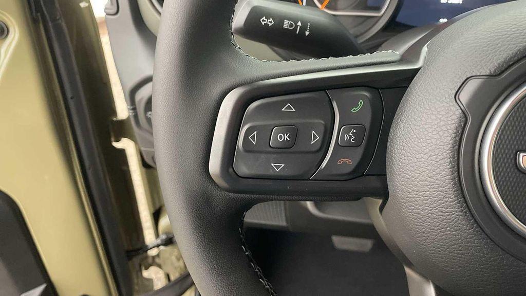 new 2025 Jeep Gladiator car, priced at $55,001