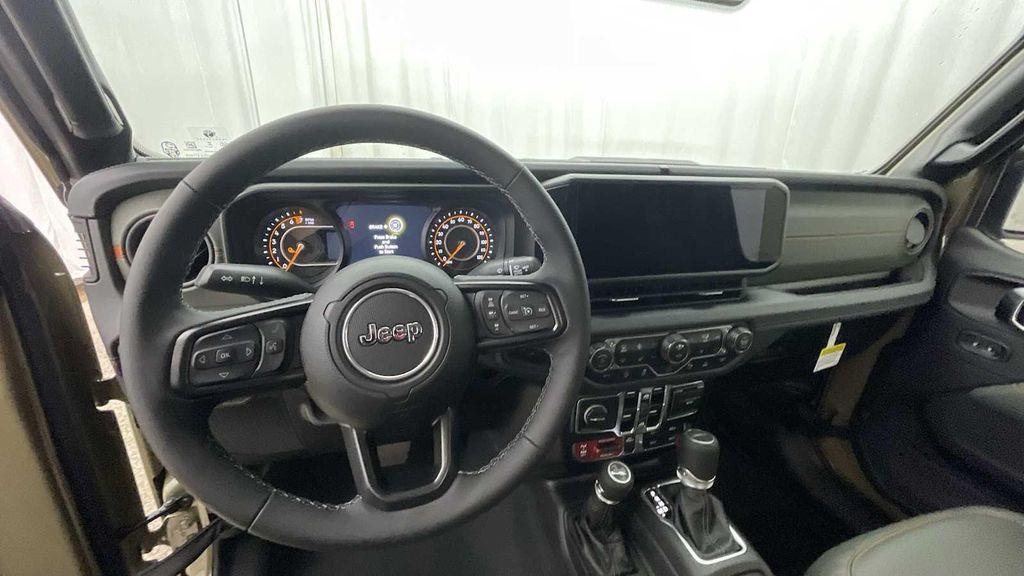 new 2025 Jeep Gladiator car, priced at $55,001