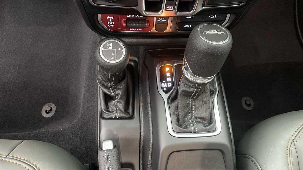 new 2025 Jeep Gladiator car, priced at $53,055