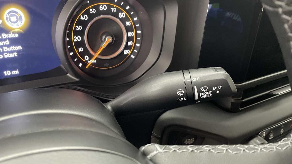 new 2025 Jeep Gladiator car, priced at $43,645