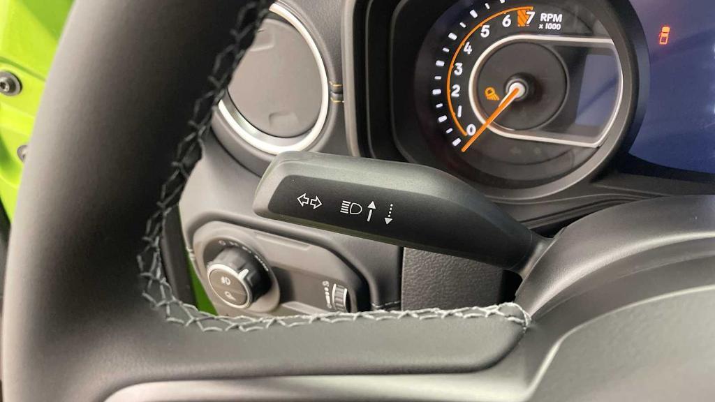 new 2025 Jeep Gladiator car, priced at $43,645