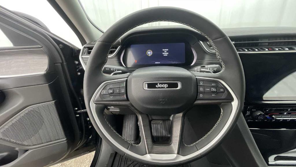 used 2023 Jeep Grand Cherokee car, priced at $30,500