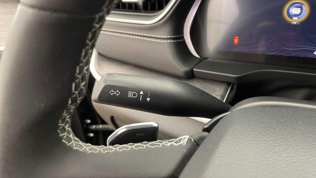 used 2023 Jeep Grand Cherokee car, priced at $30,500