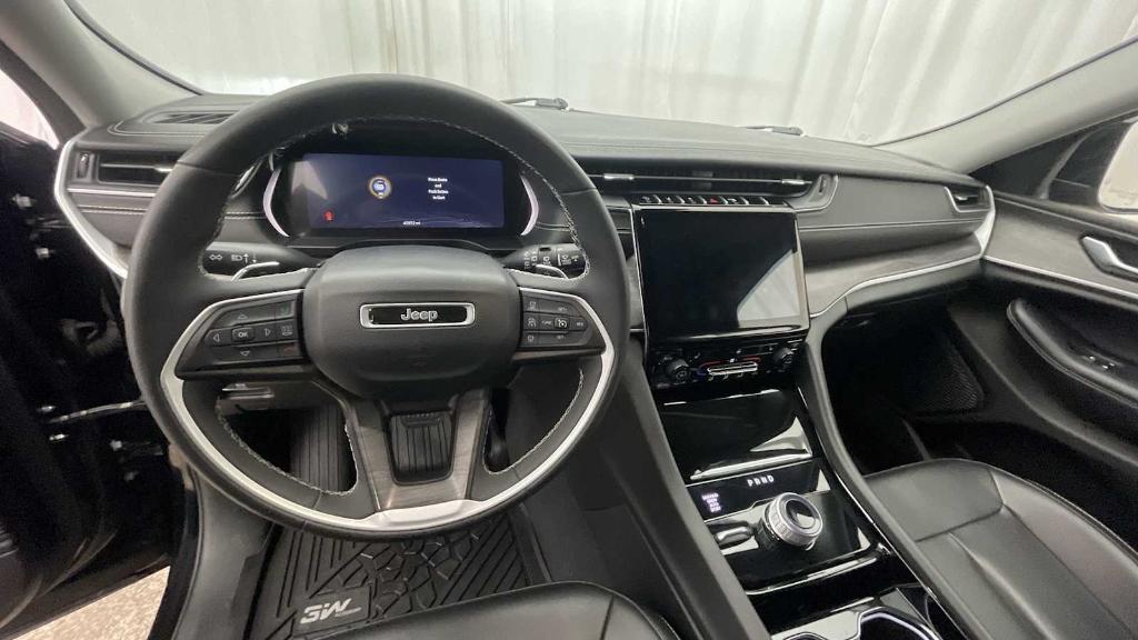 used 2023 Jeep Grand Cherokee car, priced at $30,500