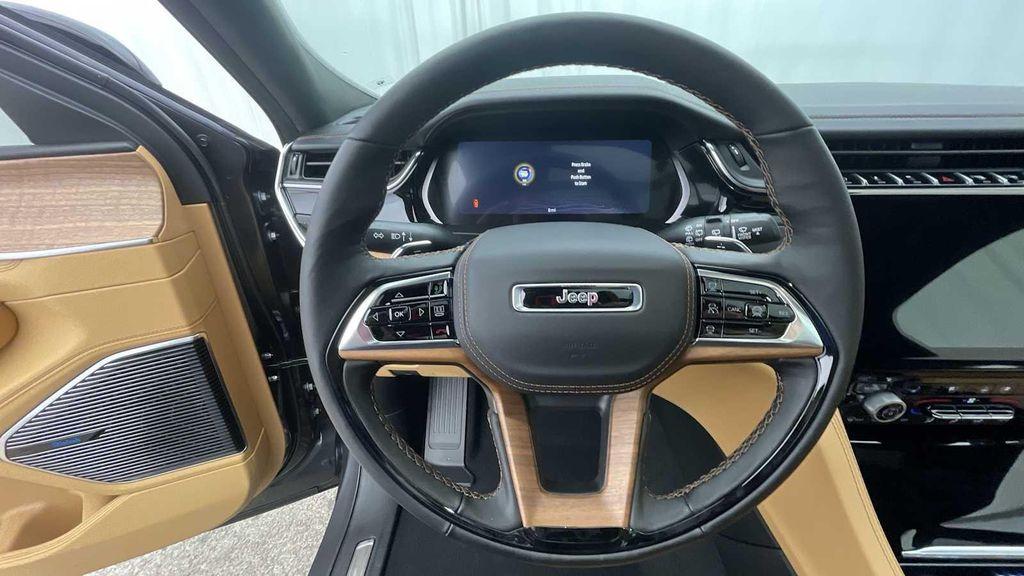 new 2025 Jeep Grand Cherokee L car, priced at $69,630