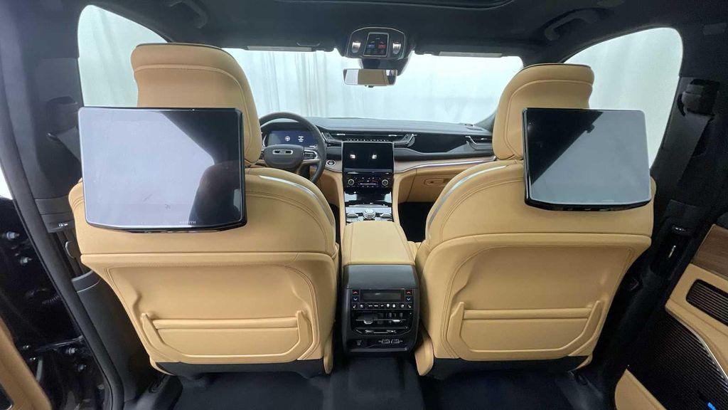 new 2025 Jeep Grand Cherokee L car, priced at $69,630