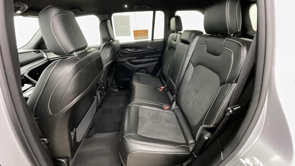 used 2024 Jeep Grand Cherokee car, priced at $35,498