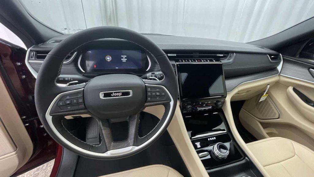 new 2025 Jeep Grand Cherokee L car, priced at $56,136