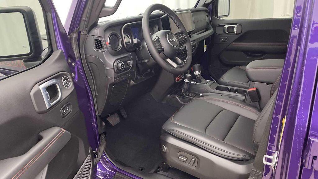 new 2026 Jeep Gladiator car, priced at $63,985