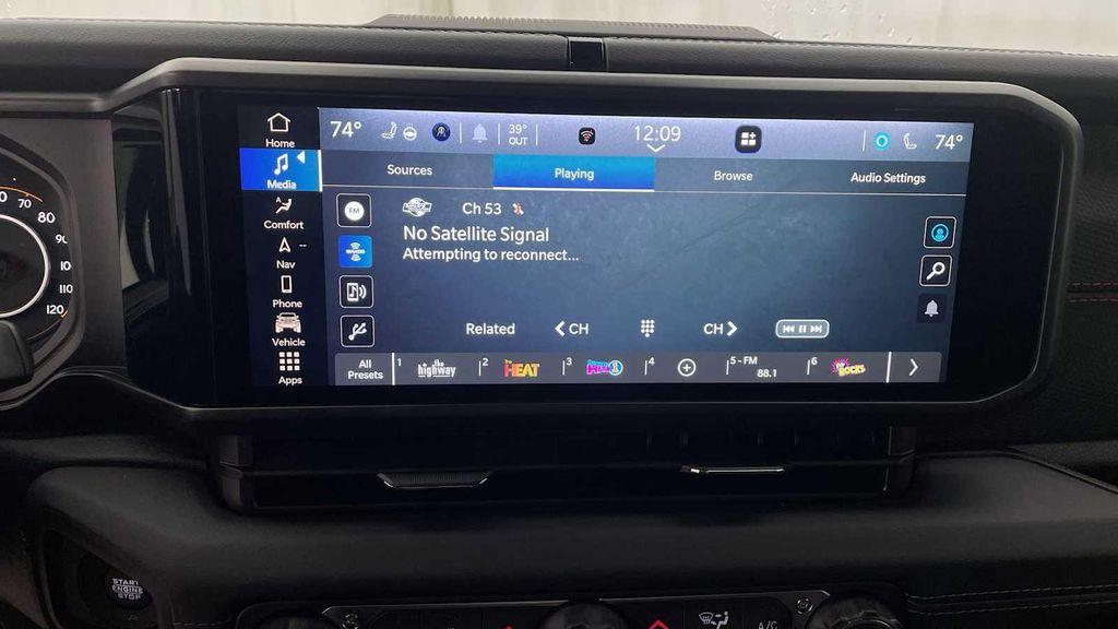 new 2026 Jeep Gladiator car, priced at $63,985