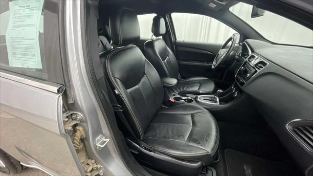 used 2014 Chrysler 200 car, priced at $4,000