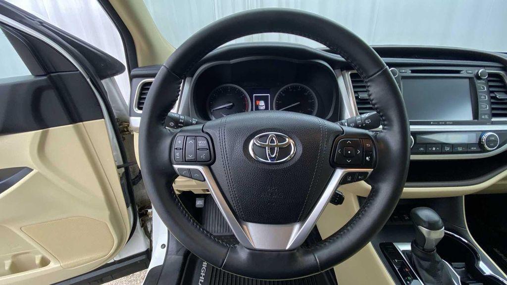 used 2018 Toyota Highlander car, priced at $23,499