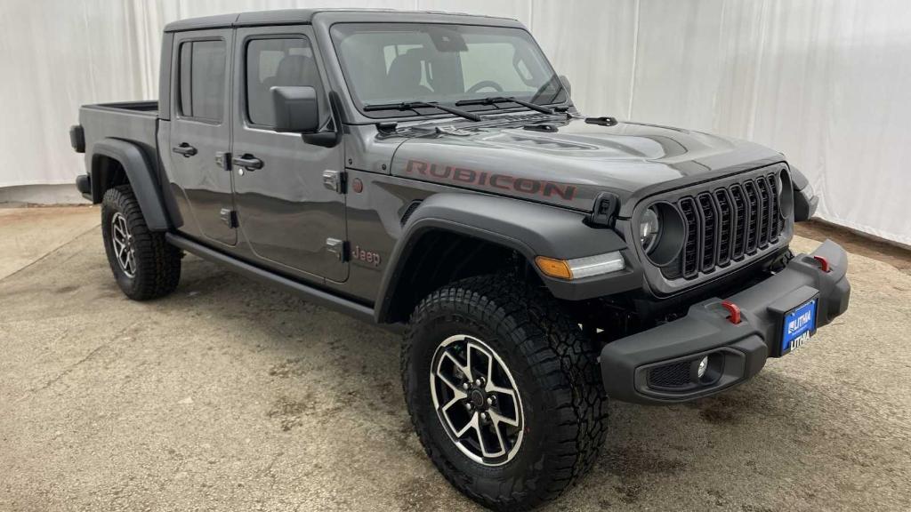 new 2024 Jeep Gladiator car, priced at $48,403