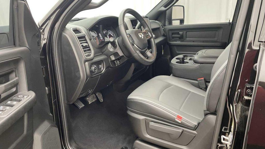 new 2025 Ram 2500 car, priced at $62,378