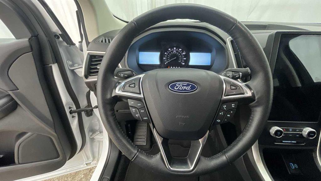 used 2024 Ford Edge car, priced at $19,998