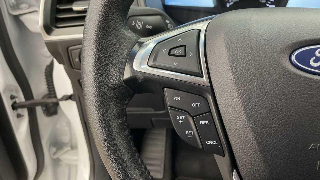 used 2024 Ford Edge car, priced at $19,998