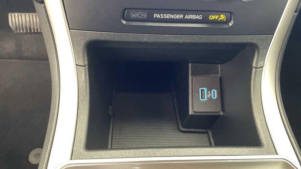 used 2024 Ford Edge car, priced at $19,998