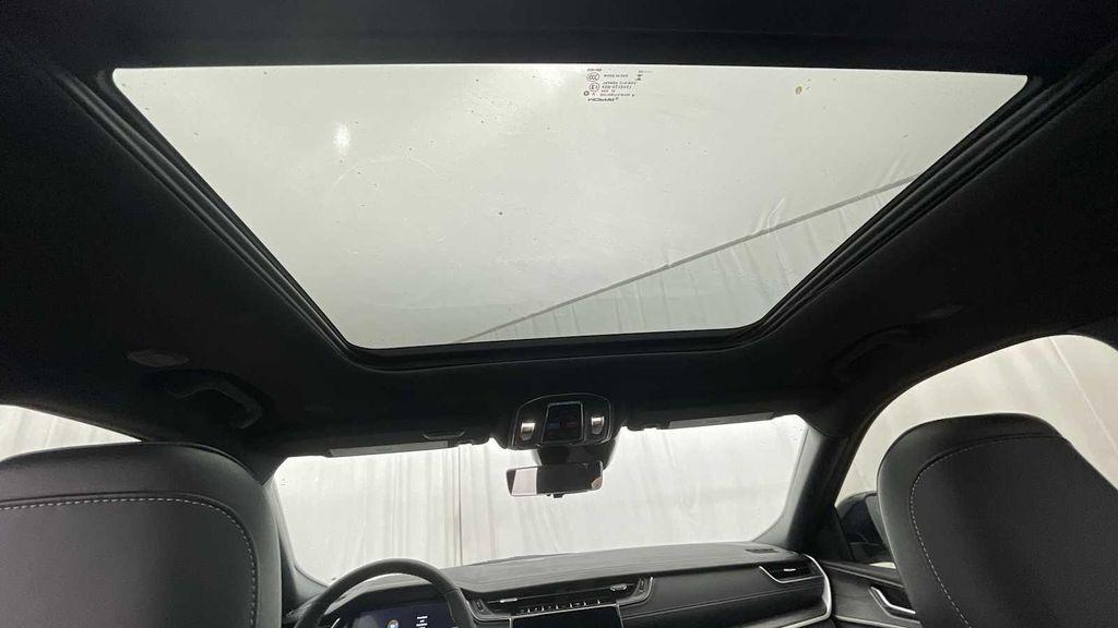 new 2025 Jeep Grand Cherokee L car, priced at $55,136