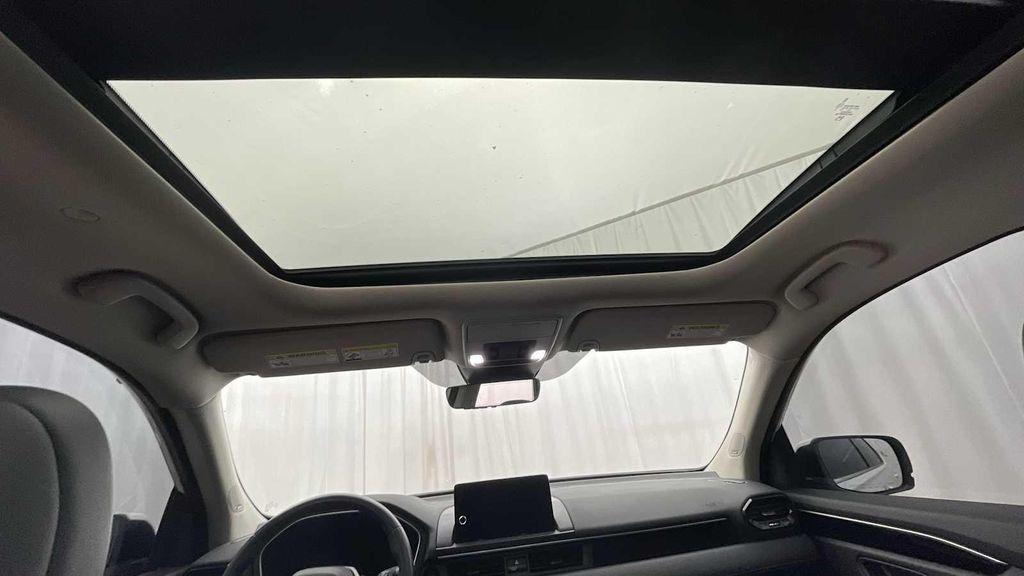 used 2024 Honda Pilot car, priced at $43,998