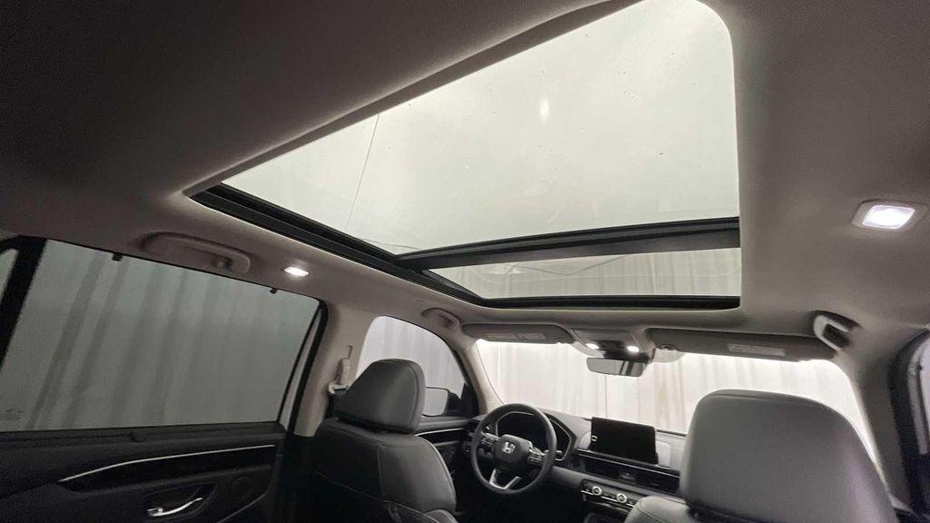 used 2024 Honda Pilot car, priced at $43,998