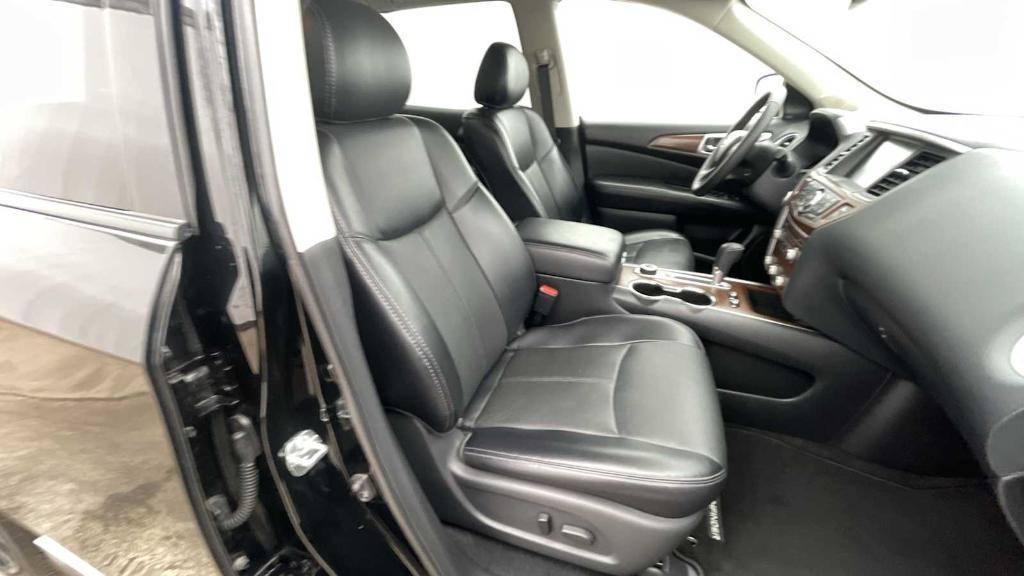 used 2020 Nissan Pathfinder car, priced at $24,998