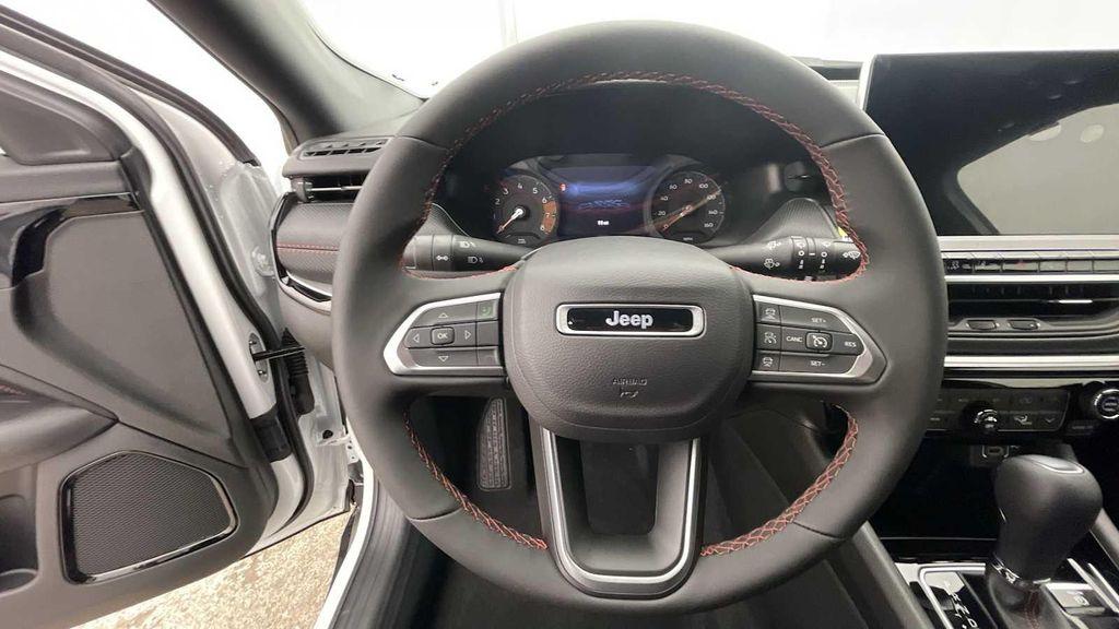 new 2026 Jeep Compass car, priced at $32,890