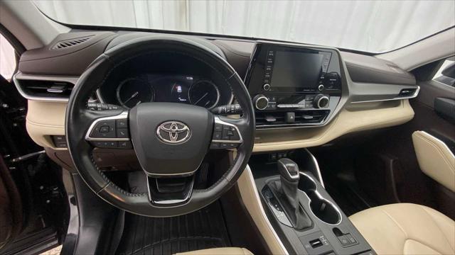 used 2021 Toyota Highlander car, priced at $30,998