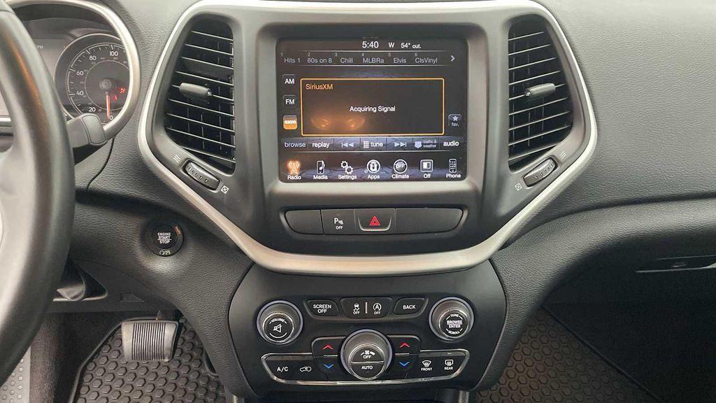used 2018 Jeep Cherokee car, priced at $17,999