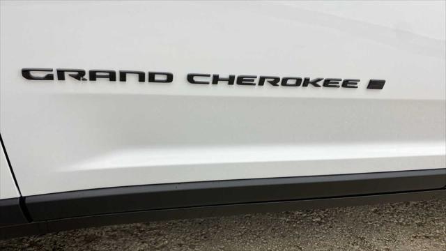 new 2024 Jeep Grand Cherokee car, priced at $46,305