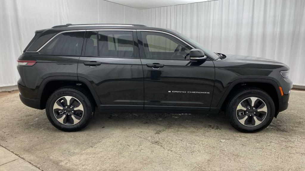 new 2024 Jeep Grand Cherokee 4xe car, priced at $48,654
