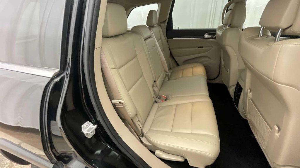 used 2021 Jeep Grand Cherokee car, priced at $27,998