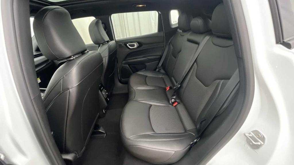 new 2026 Jeep Compass car, priced at $37,475