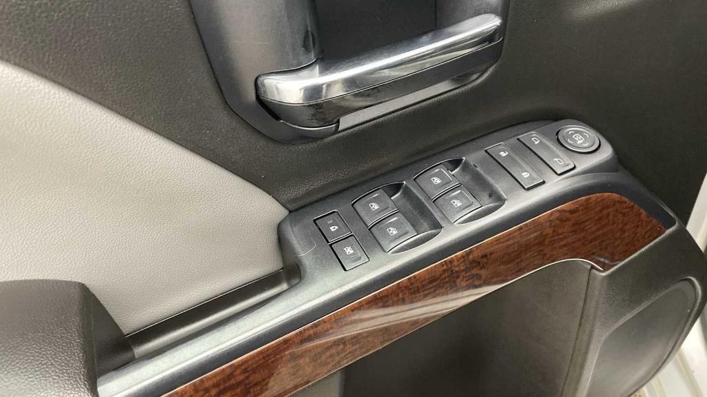 used 2014 GMC Sierra 1500 car, priced at $17,998