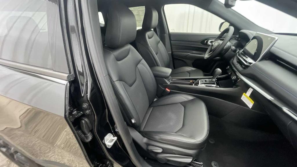 new 2026 Jeep Compass car, priced at $34,088