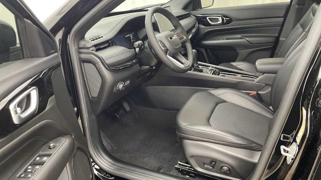 new 2026 Jeep Compass car, priced at $34,088