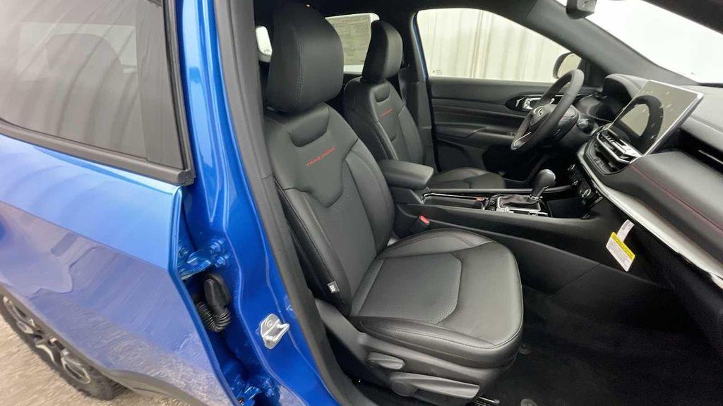 new 2026 Jeep Compass car, priced at $35,628