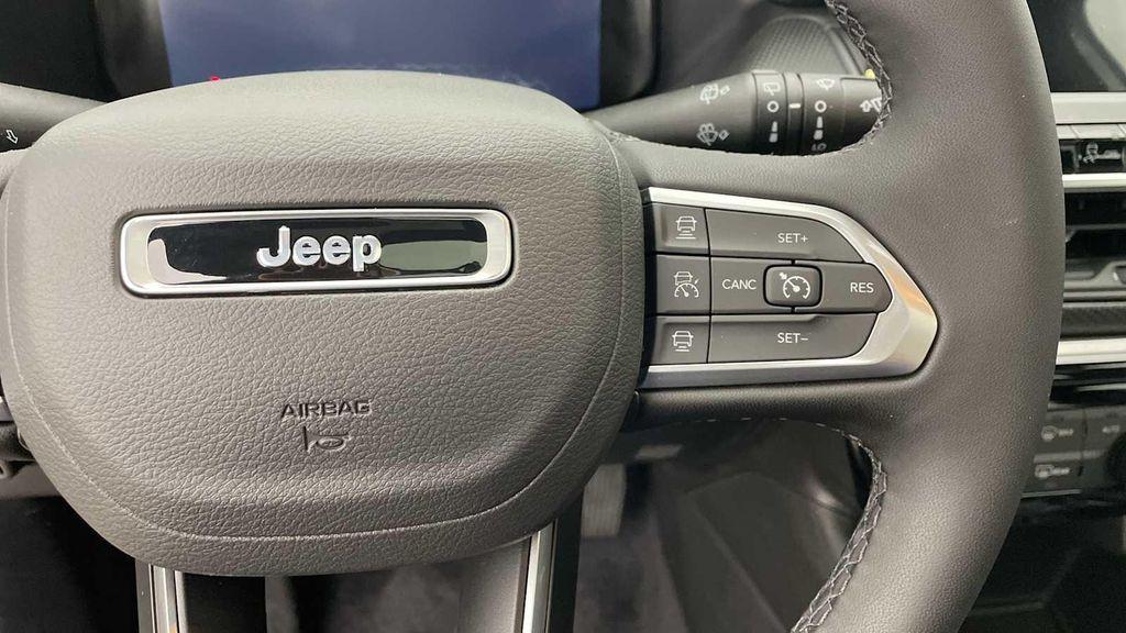 new 2025 Jeep Compass car, priced at $34,750
